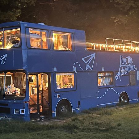 Hotel Delightful 2 Bed Double Decker Bus With Hot Tub Uckfield Exterior foto
